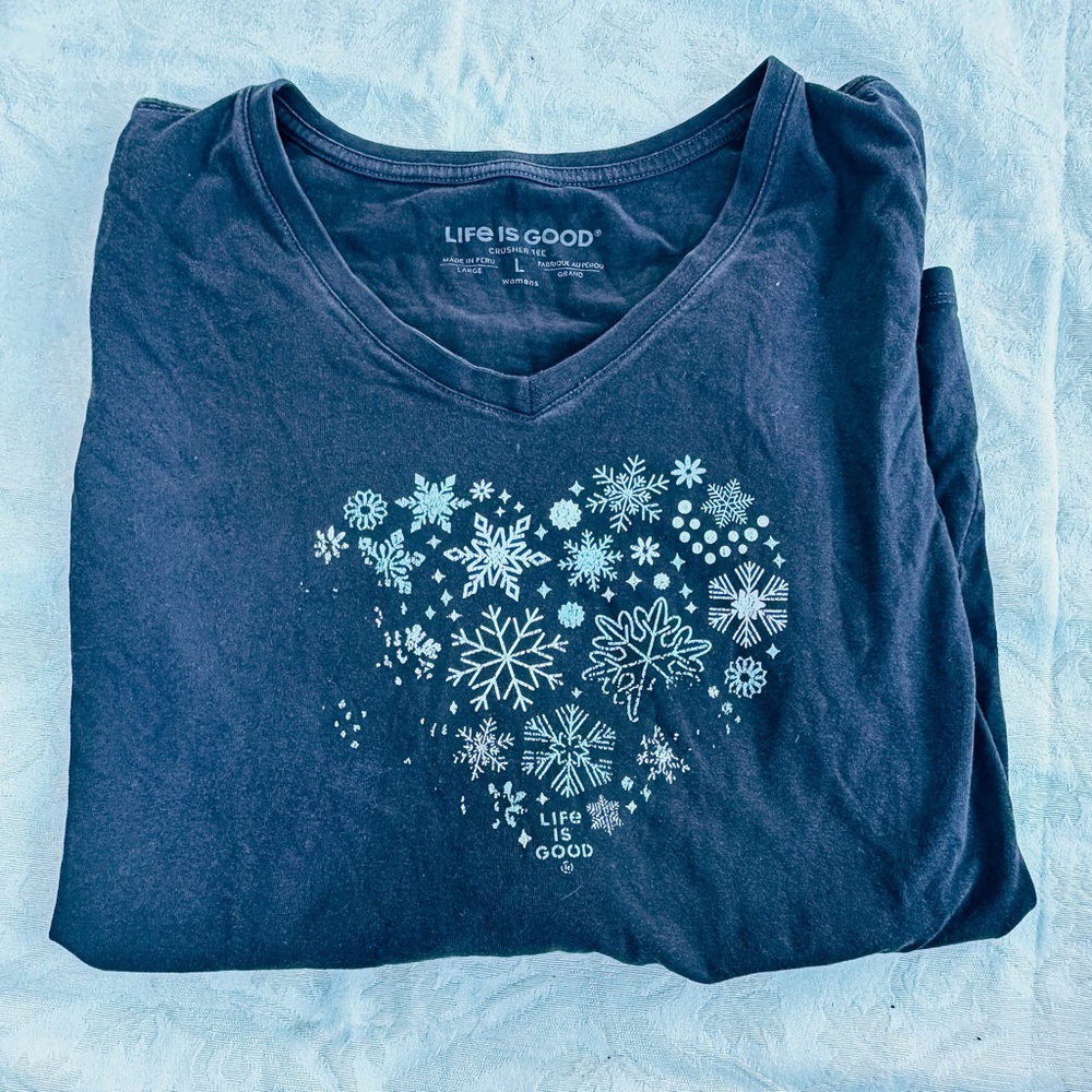 HOLIDAY Life is Good Long Sleeve Size Large